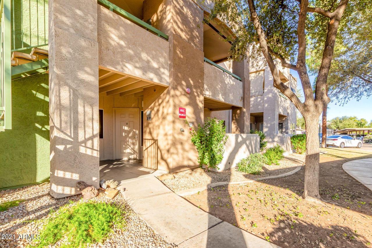 1295 N Ash St. #217, Gilbert, AZ 85233