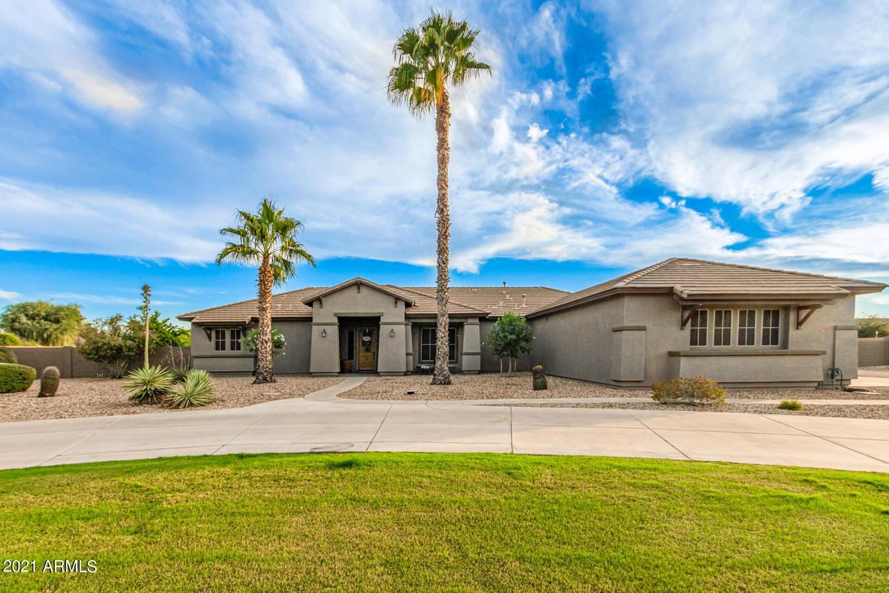 14327 W Desert Cove Rd., Surprise, AZ 85379
