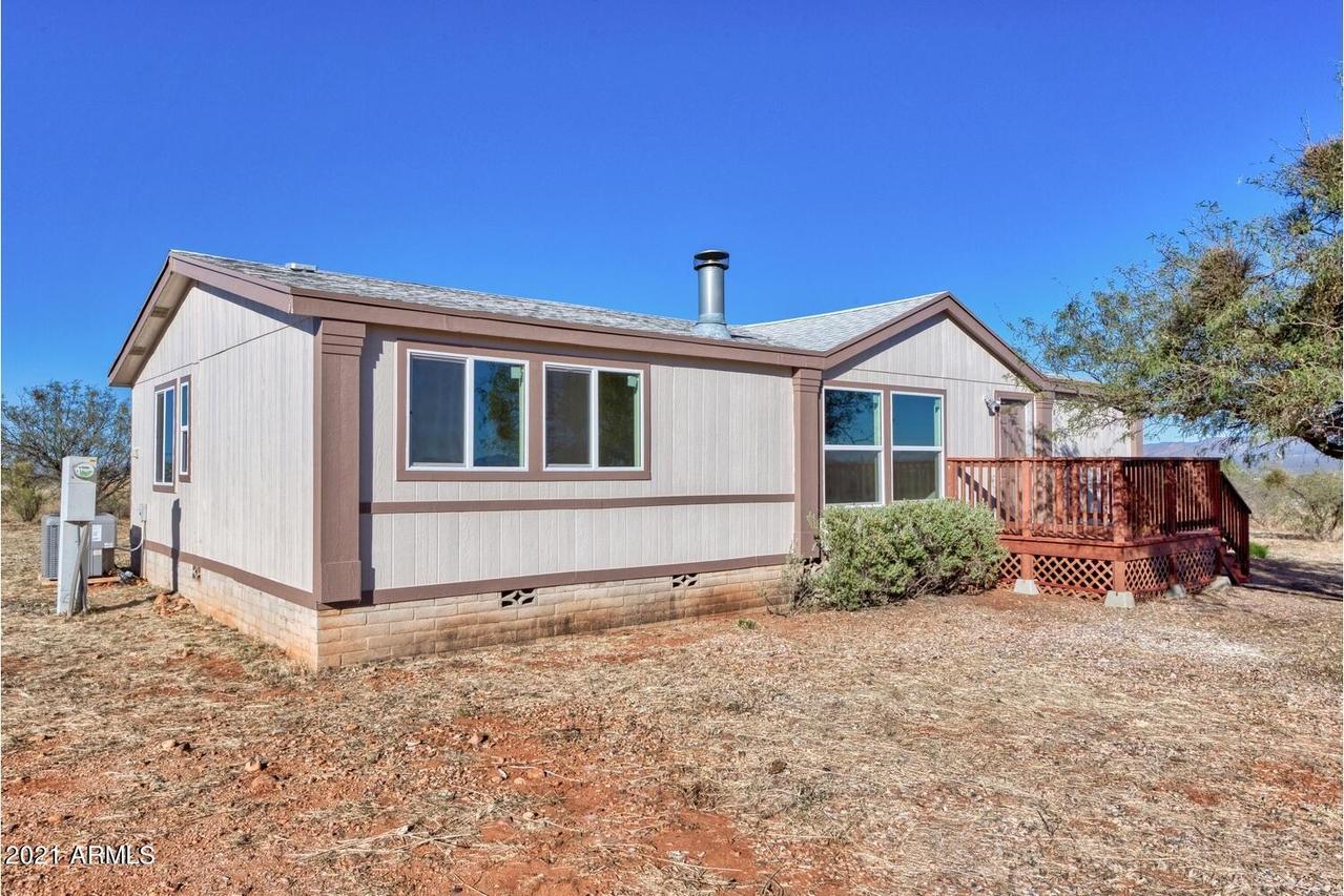 8643 E Wintergreen Ln., Hereford, AZ 85615