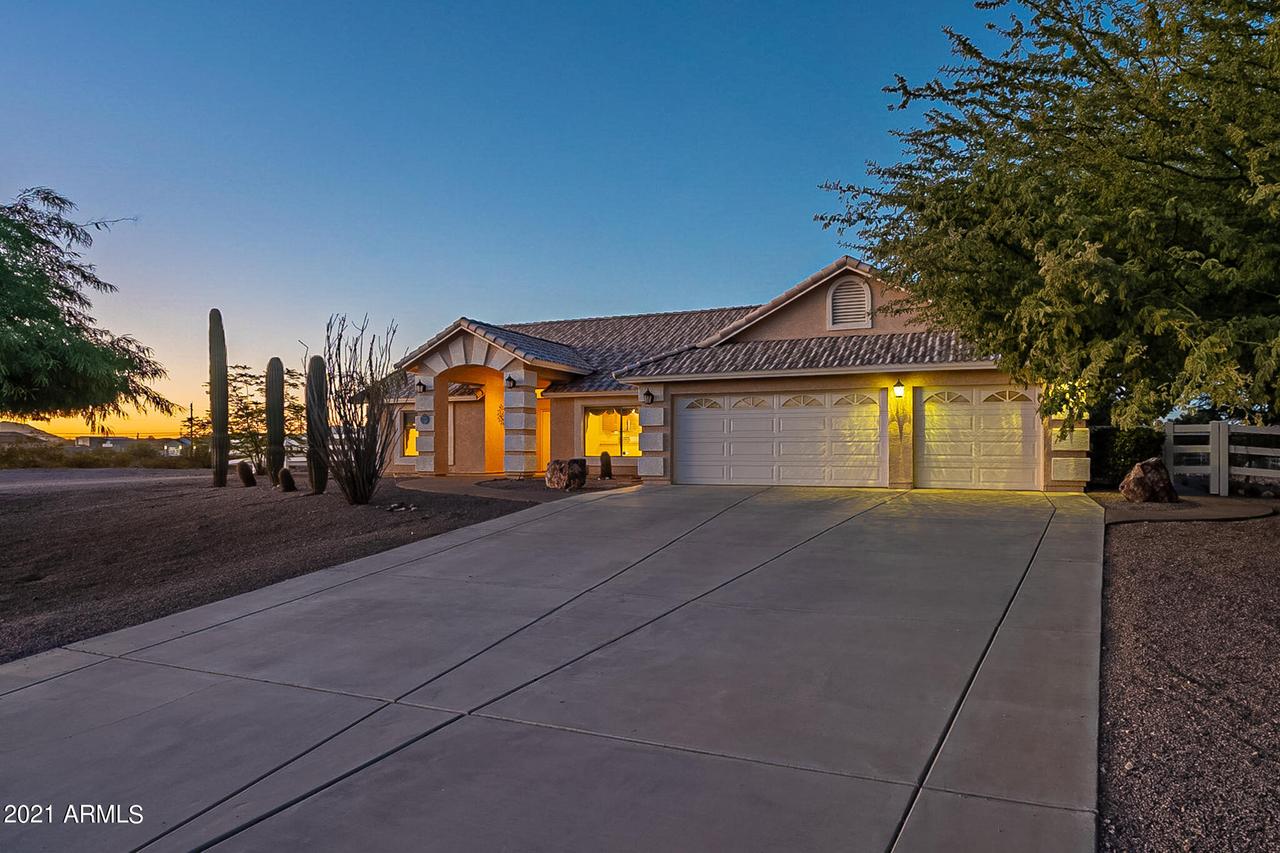 820 Rhea Rd., San Tan Valley, AZ 85143
