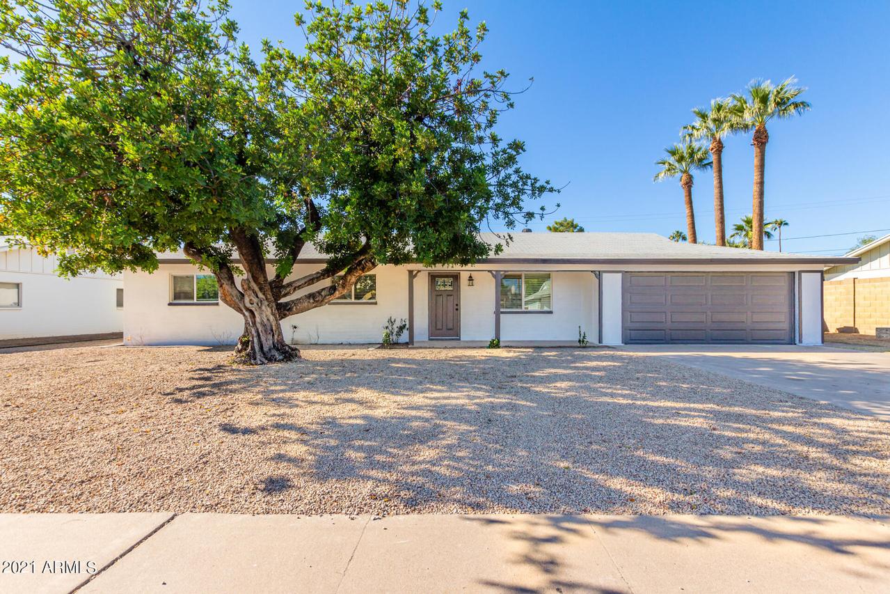 8822 N 17th Dr., Phoenix, AZ 85021