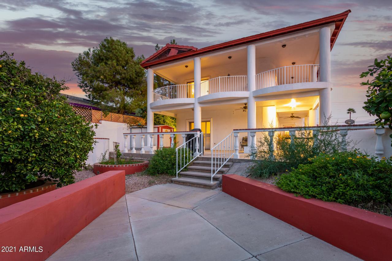 1424 E Dunlap Ave., Phoenix, AZ 85020