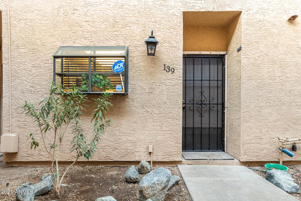 6550 N 47th Ave. #139, Glendale, AZ 85301