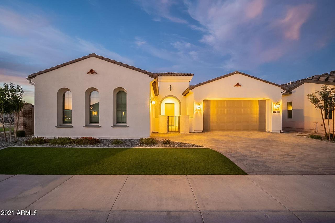 17216 W Wildwood St., Surprise, AZ 85388