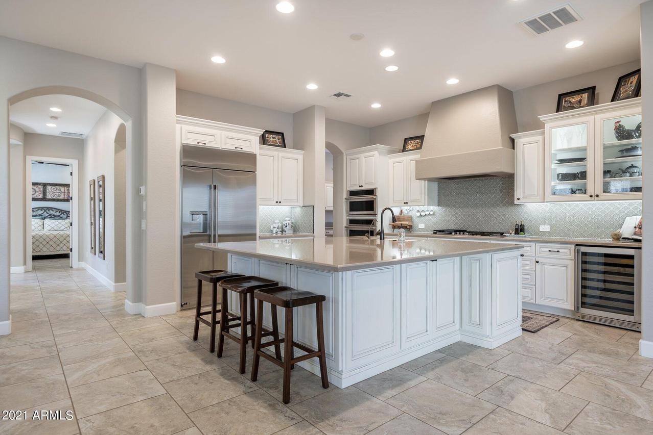 196 E Tangerine Path, Queen Creek, AZ 85140