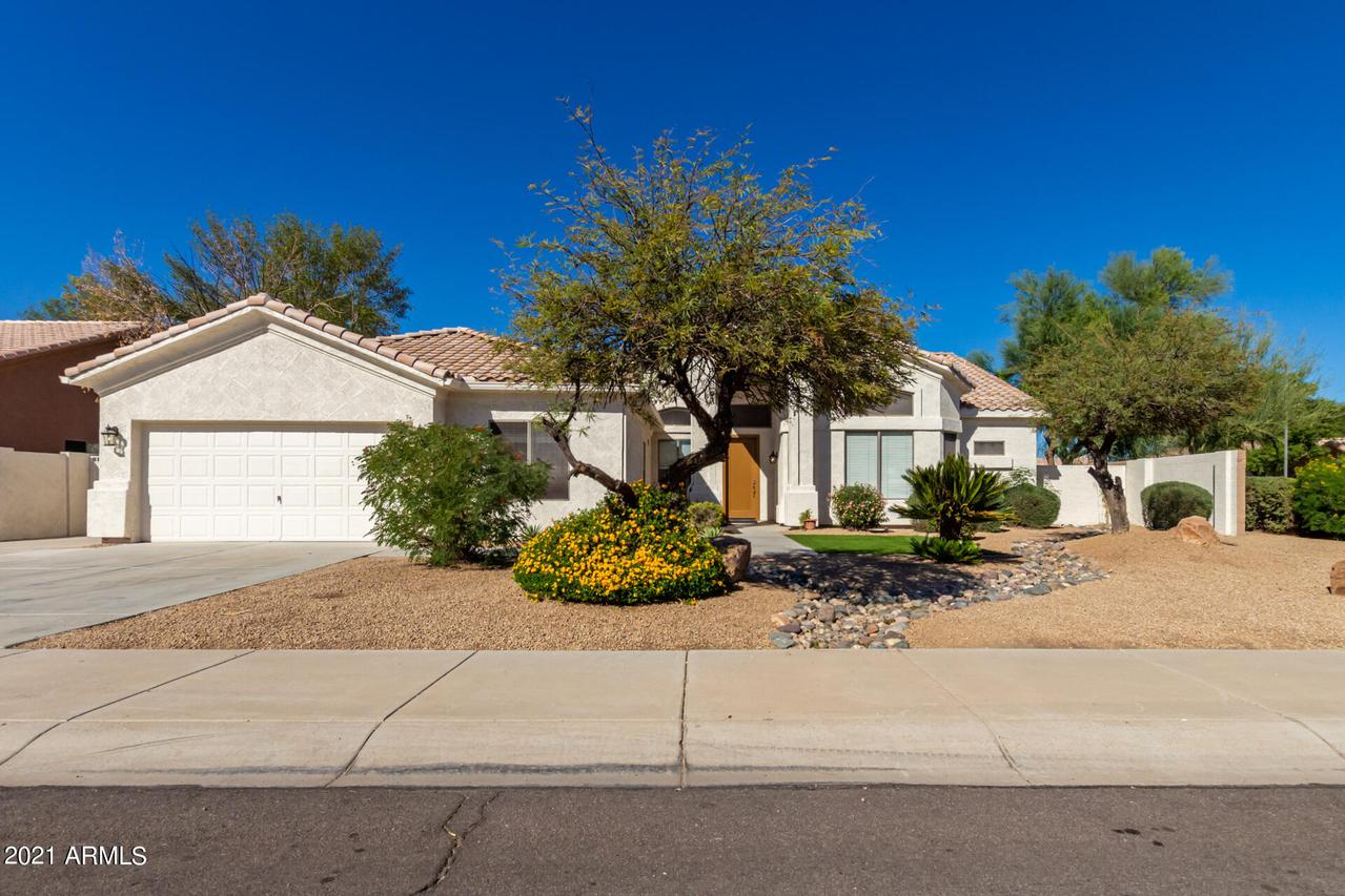 13590 W Edgemont Ave., Goodyear, AZ 85395