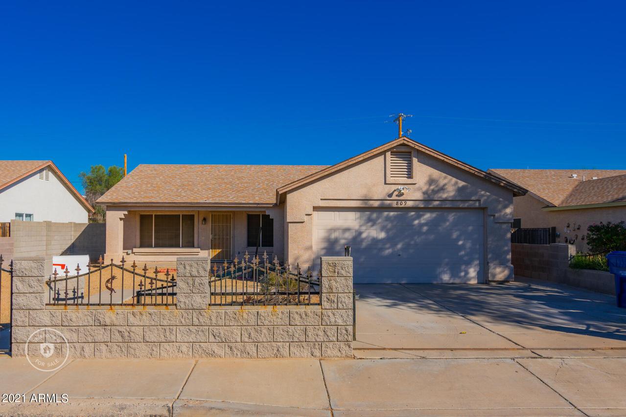 809 N 4th St., Avondale, AZ 85323