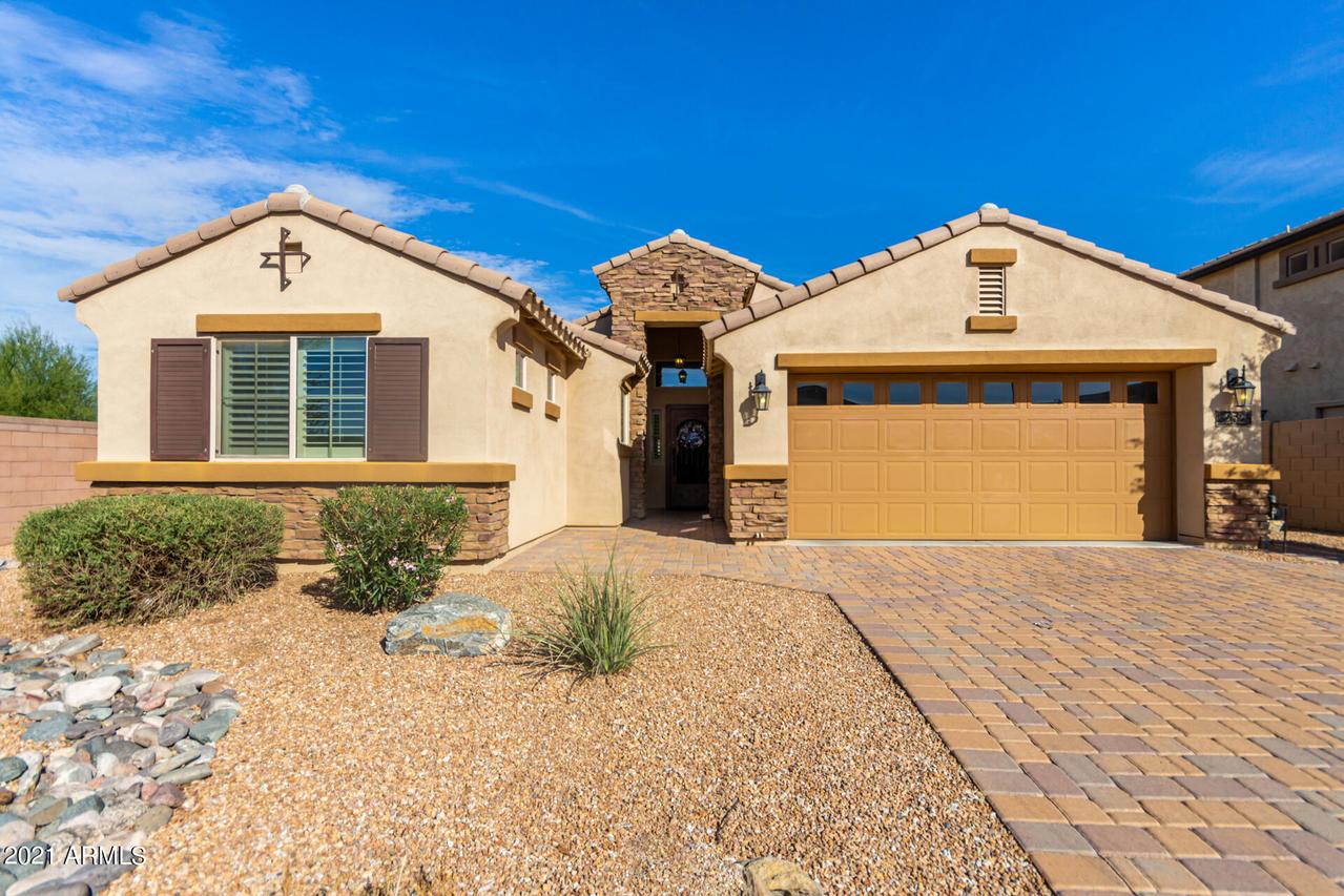 252 E Bartlett Way, Chandler, AZ 85249