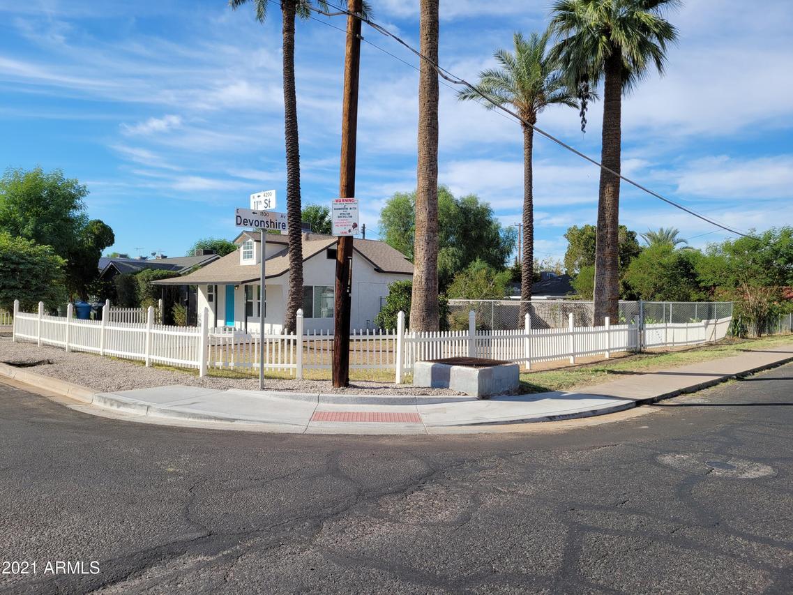 4218 N 11th St., Phoenix, AZ 85014