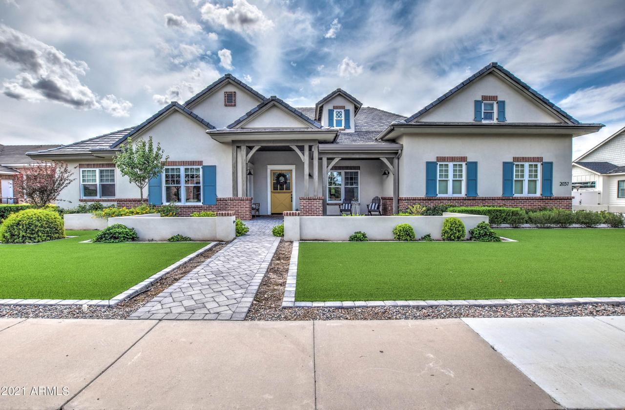 2037 E Mallory St., Mesa, AZ 85213