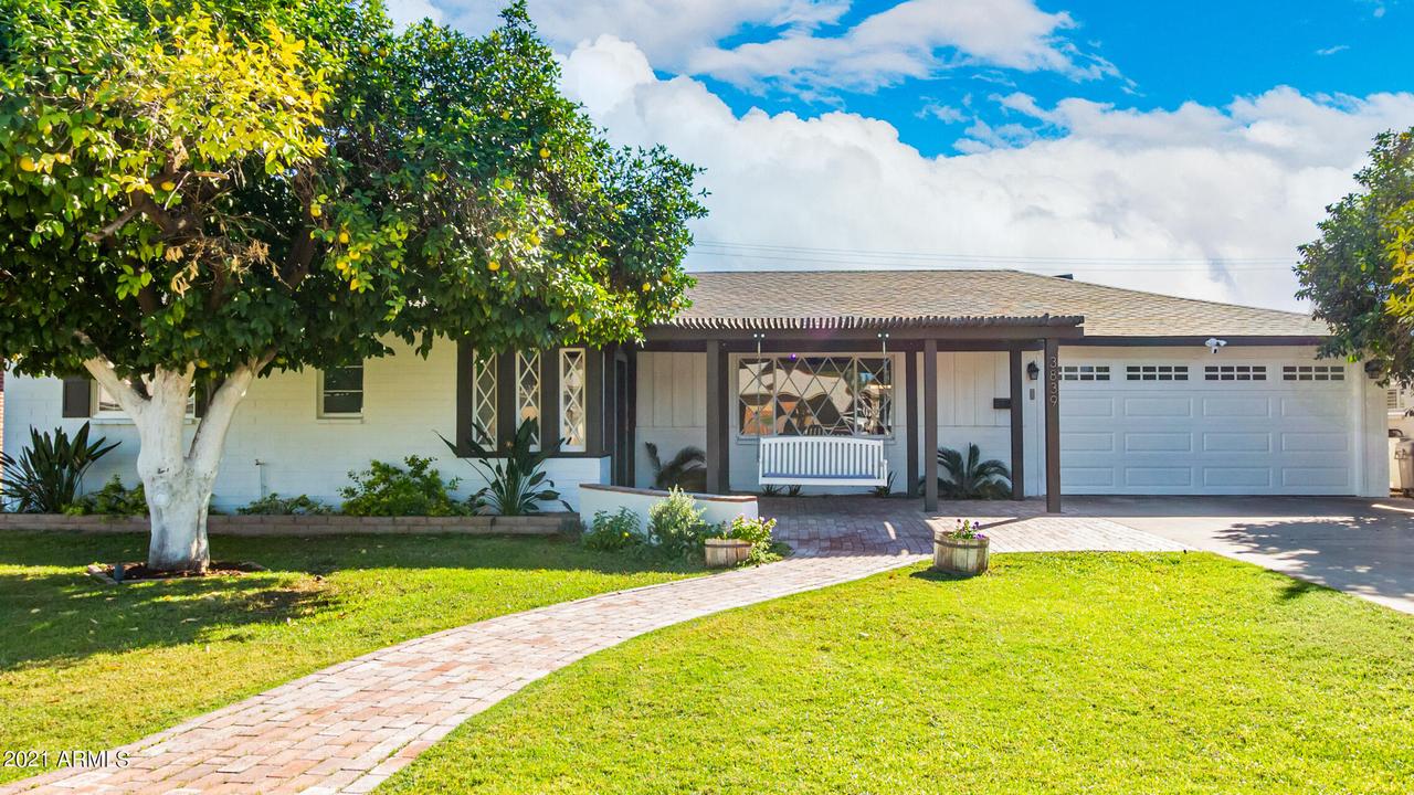 3839 E Whitton Ave., Phoenix, AZ 85018