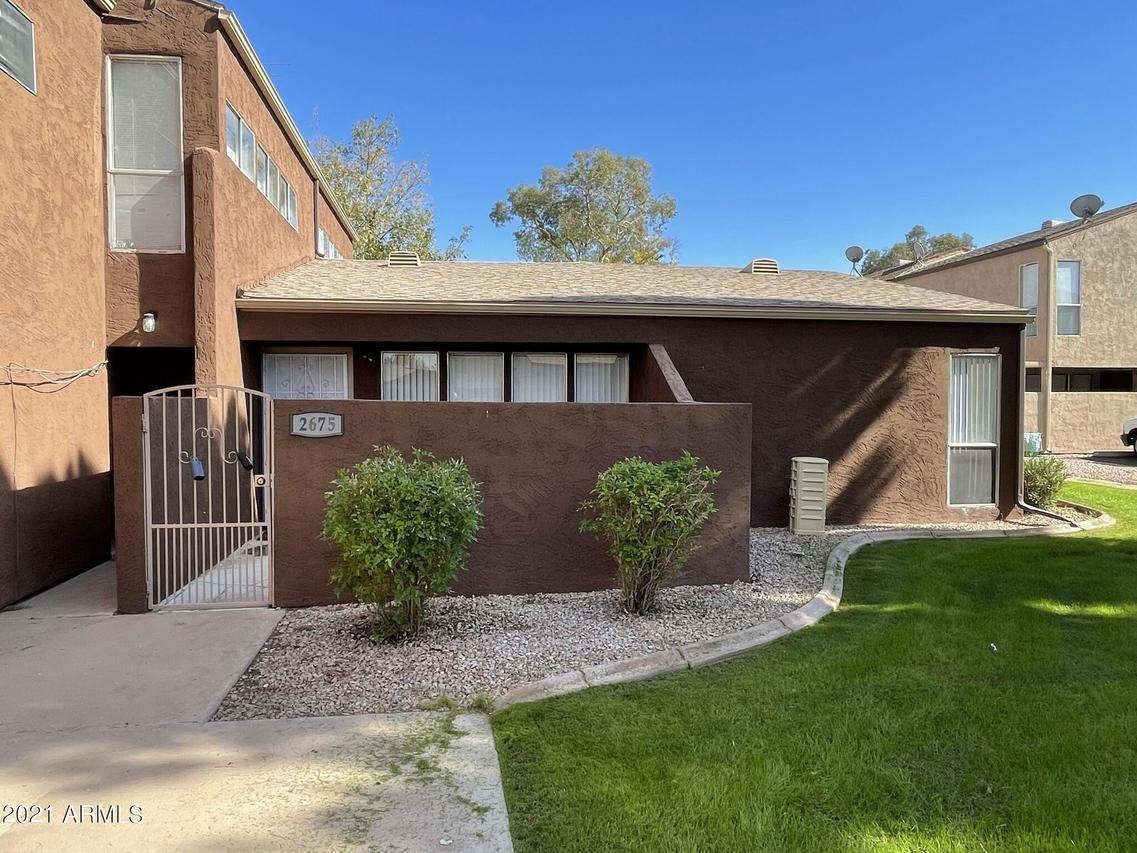 2675 E Silk Oak Dr., Tempe, AZ 85288