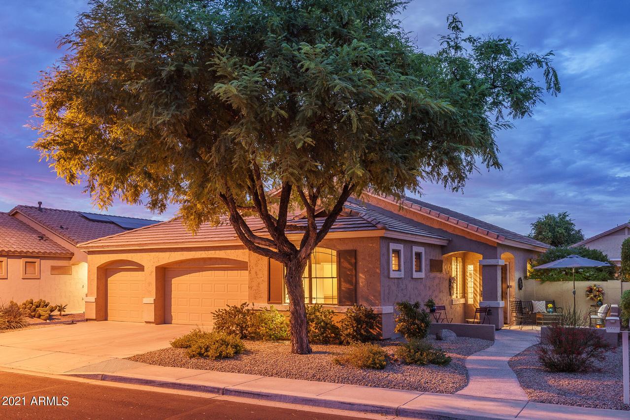17618 W Stinson Dr., Surprise, AZ 85374
