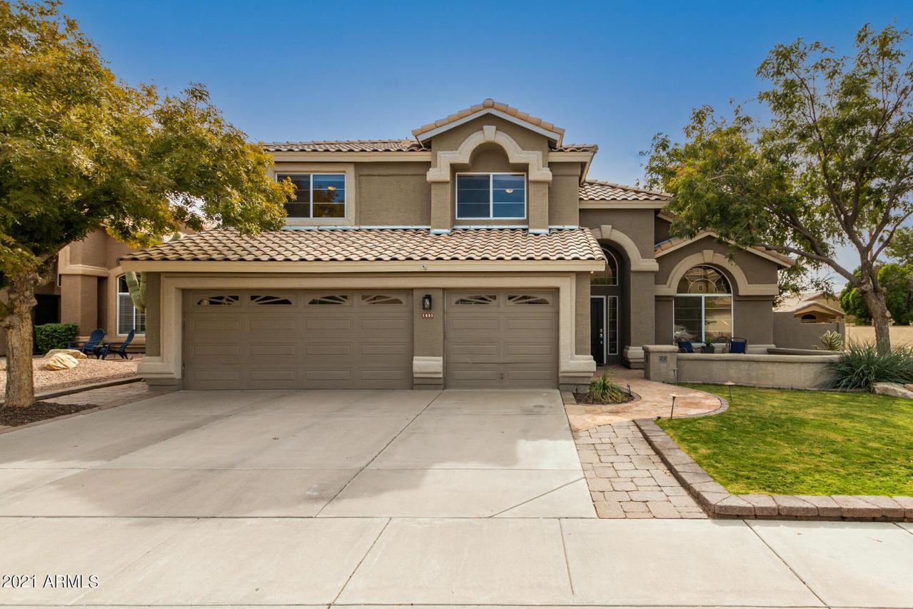 1401 E Thistle Landing Dr., Phoenix, AZ 85048