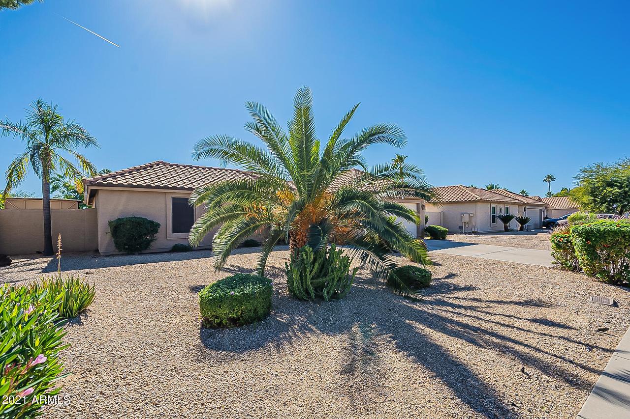 5719 E Paradise Ln., Scottsdale, AZ 85254