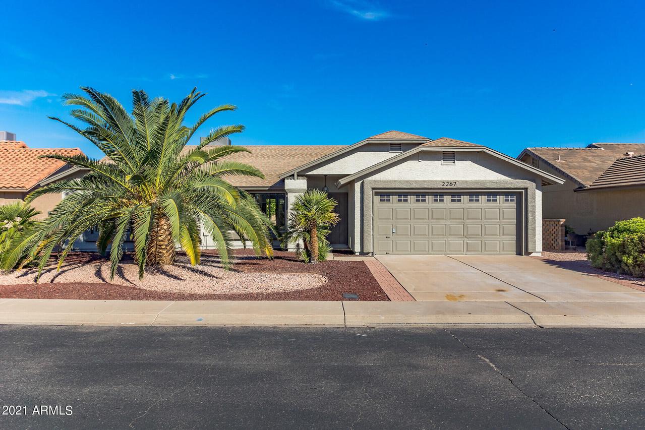 2267 Leisure World, Mesa, AZ 85206