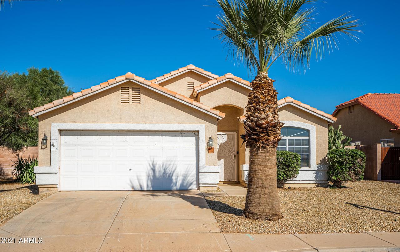 11590 W Palm Ln., Avondale, AZ 85392