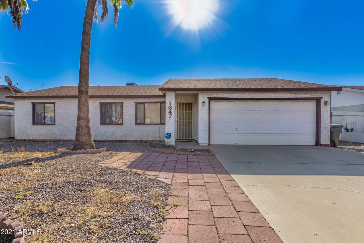 1647 W Wickieup Ln., Phoenix, AZ 85027