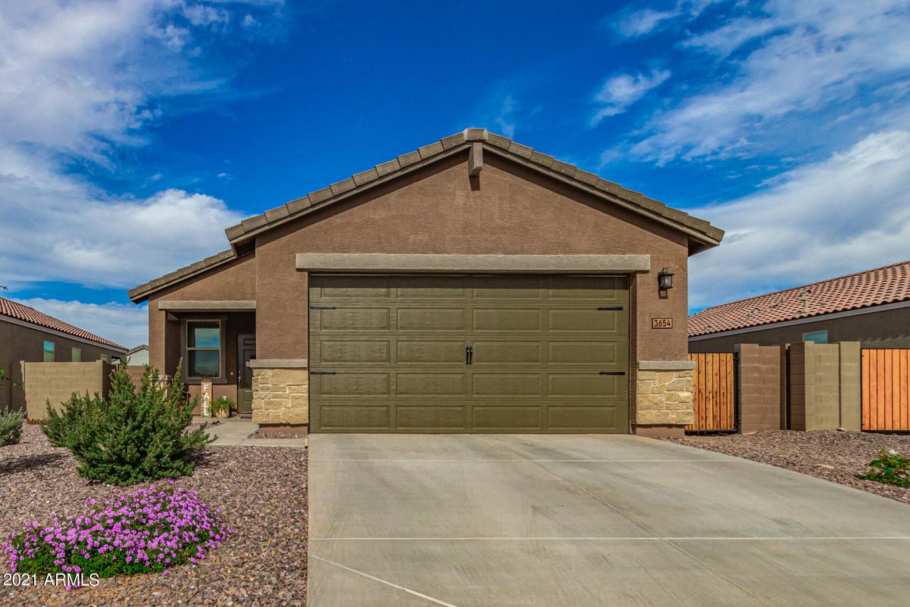3654 E Henson St., San Tan Valley, AZ 85140