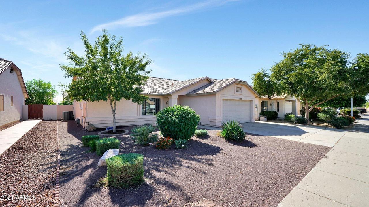 10309 W Colter St., Glendale, AZ 85307