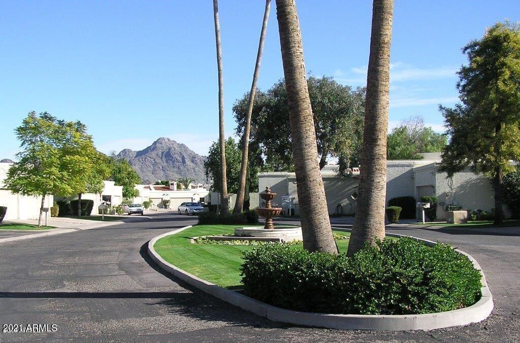 820 E Corte Oro, Phoenix, AZ 85020