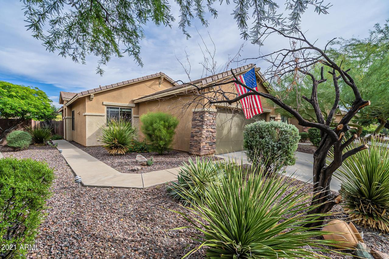 1622 W Owens Way, Anthem, AZ 85086