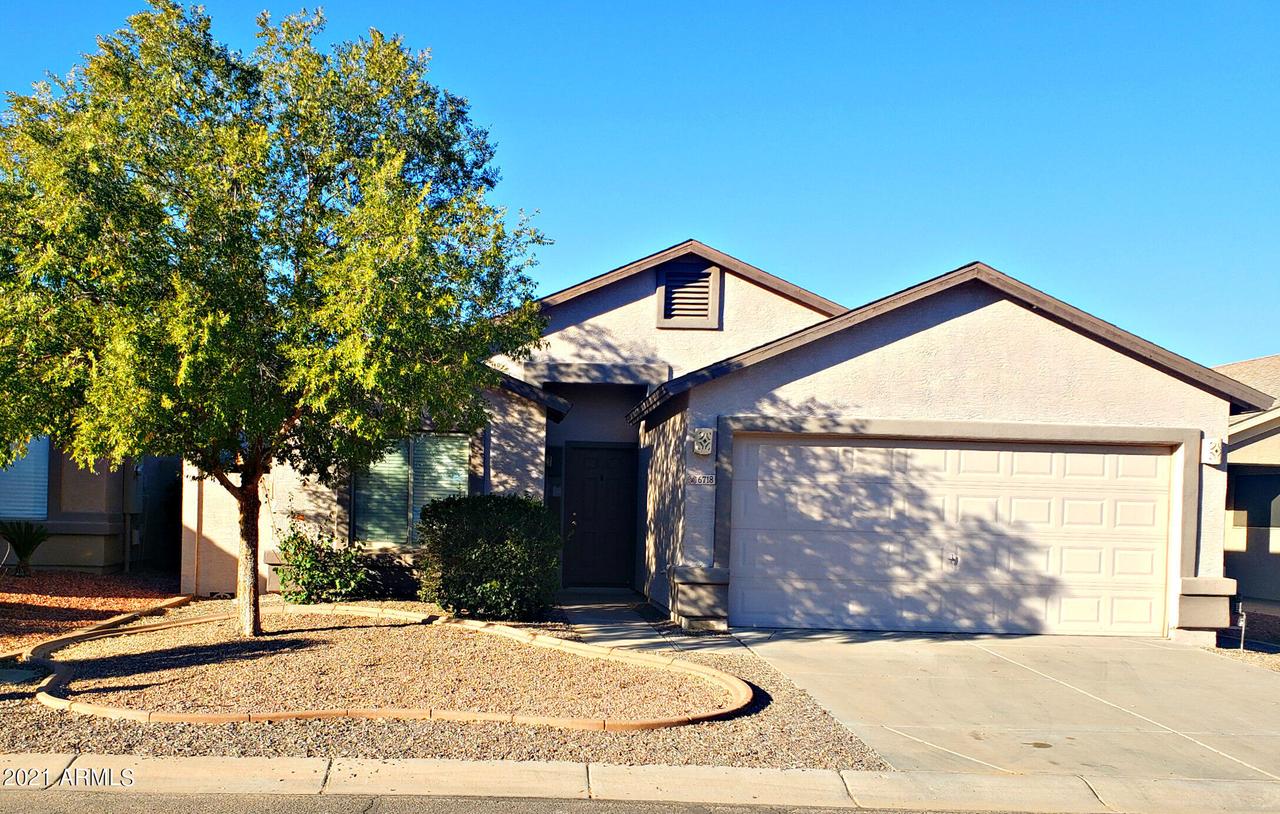 6718 E Pine Way, Florence, AZ 85132