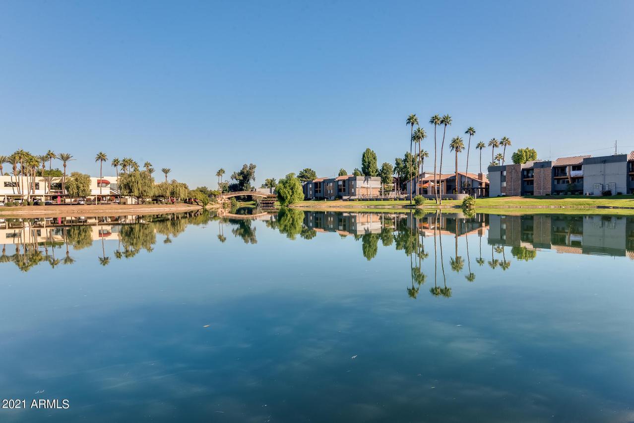 10828 N Biltmore Dr. #261, Phoenix, AZ 85029