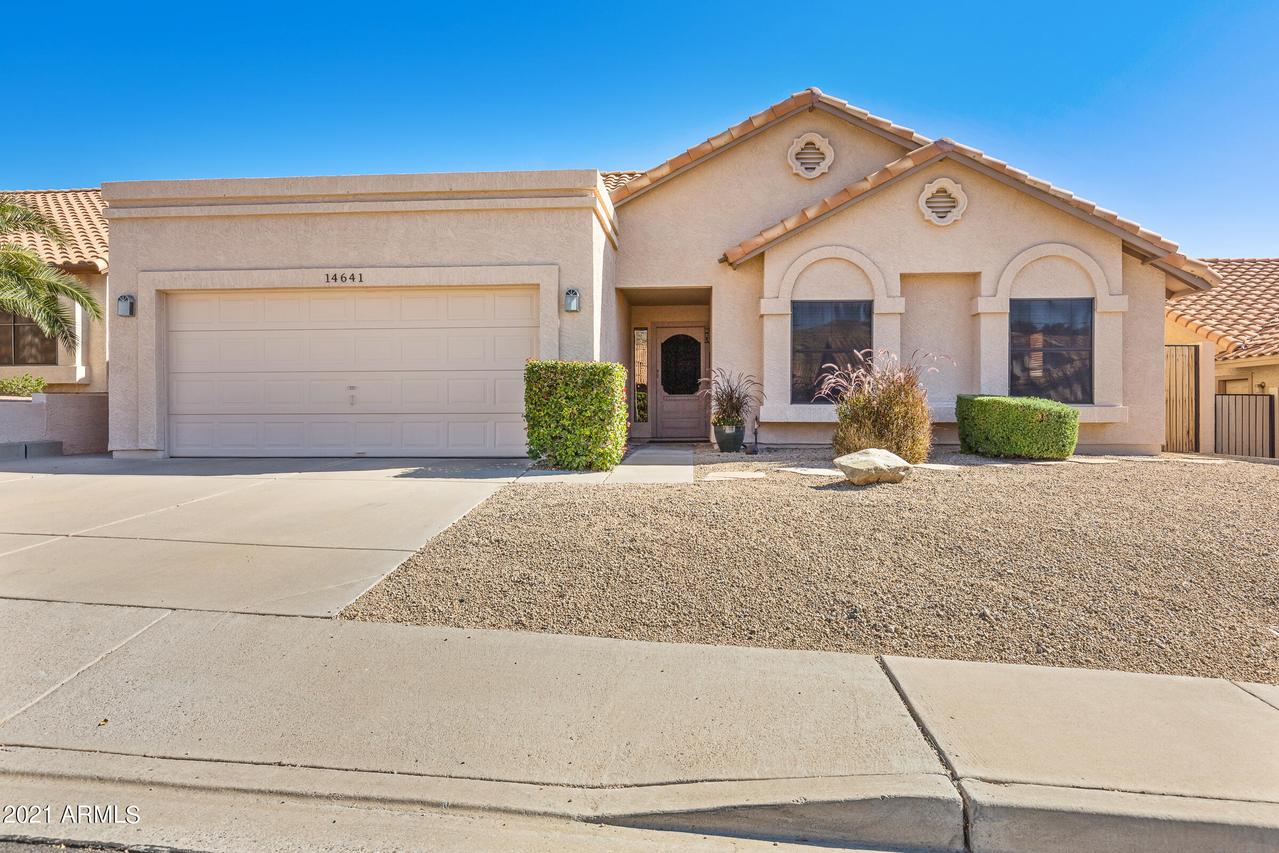 14641 S 24th Way, Phoenix, AZ 85048