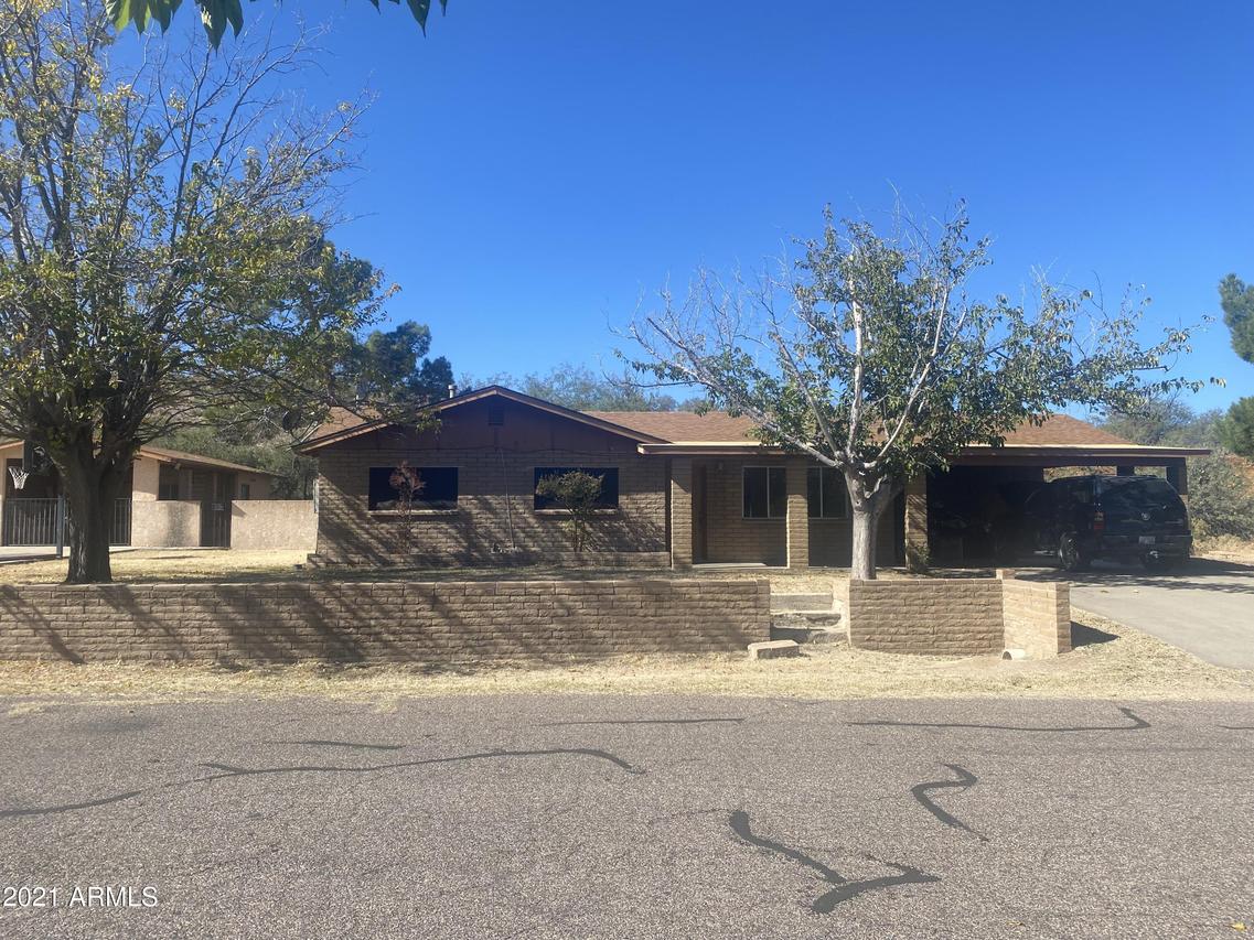 8686 S Springfield Rd., Globe, AZ 85501