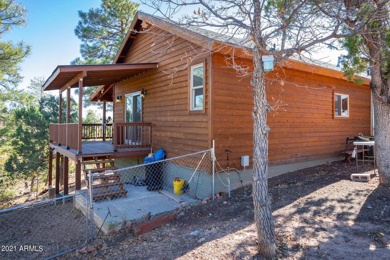 6280 Fawn Ln., Linden, AZ 85901