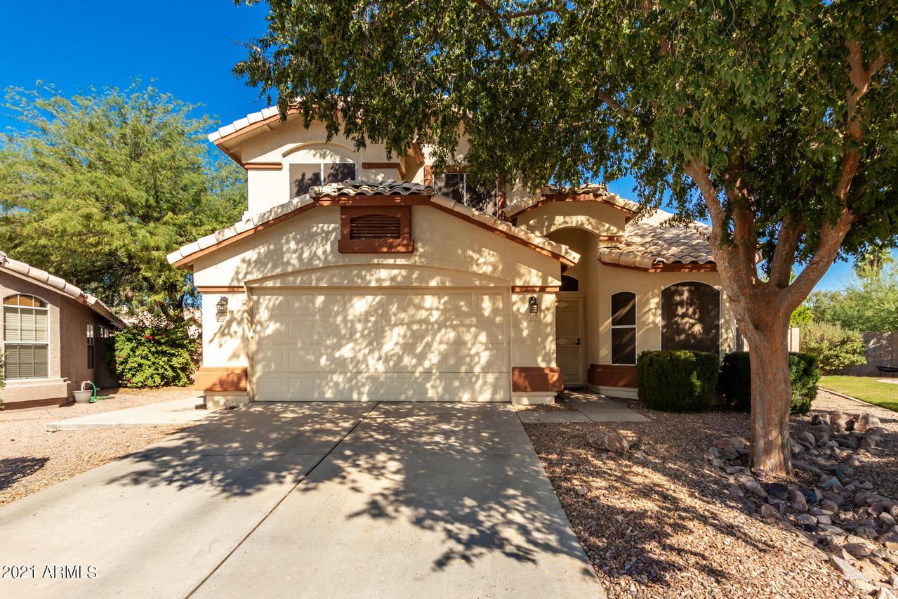 937 N Joshua Tree Ln., Gilbert, AZ 85234
