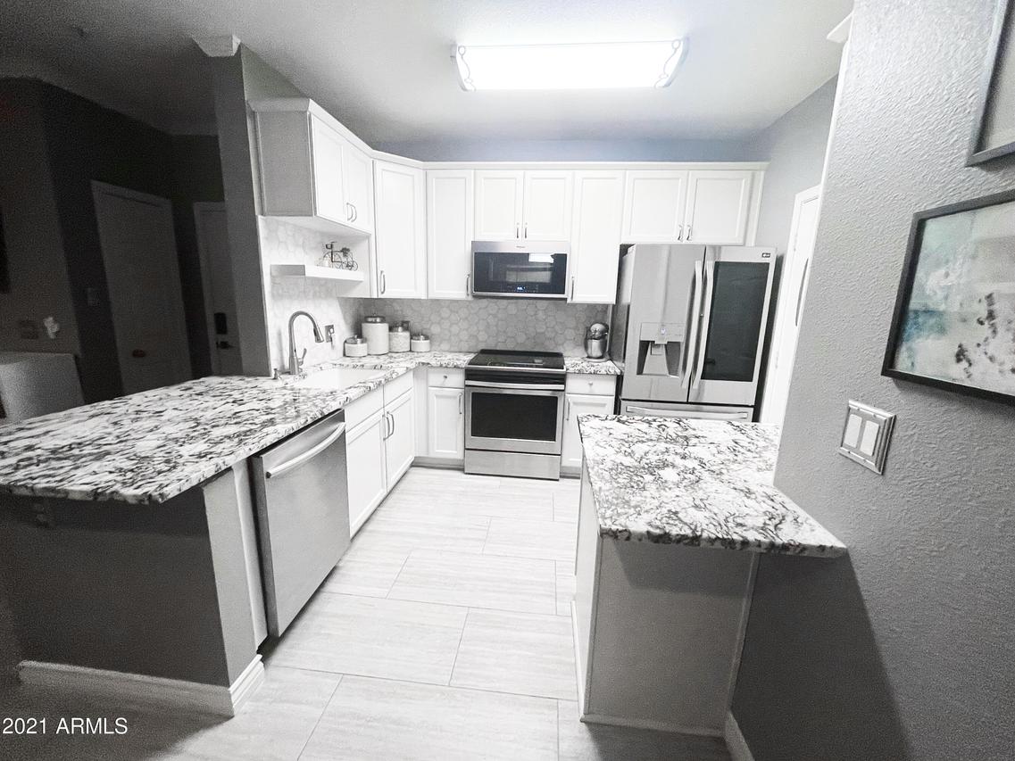 5401 E Van Buren St. #2008, Phoenix, AZ 85008