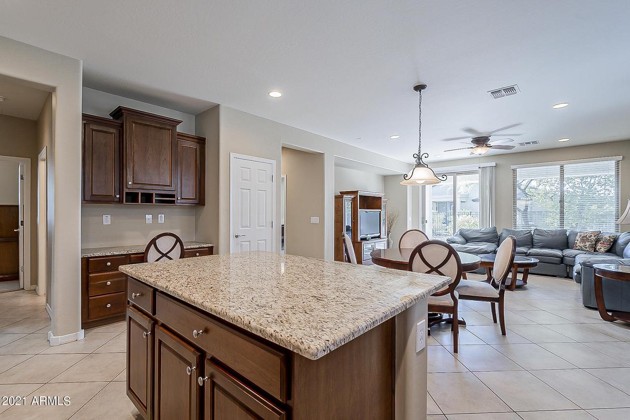 27077 W Escuda Dr., Buckeye, AZ 85396