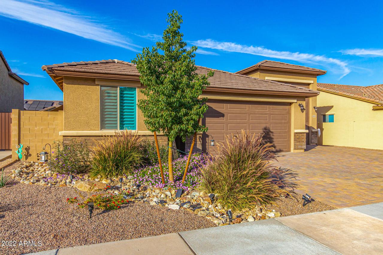 18434 W Foothill Dr., Surprise, AZ 85387