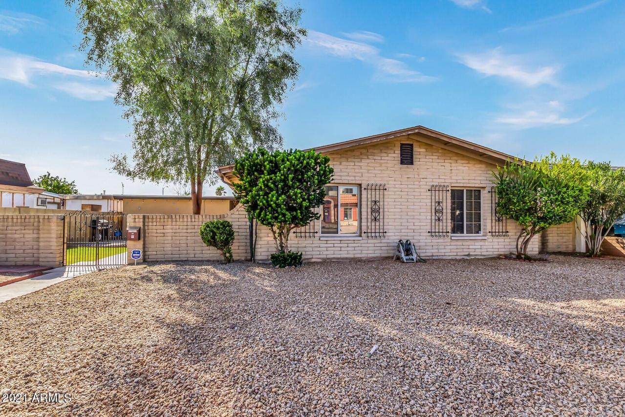 2341 W Paradise Dr., Phoenix, AZ 85029