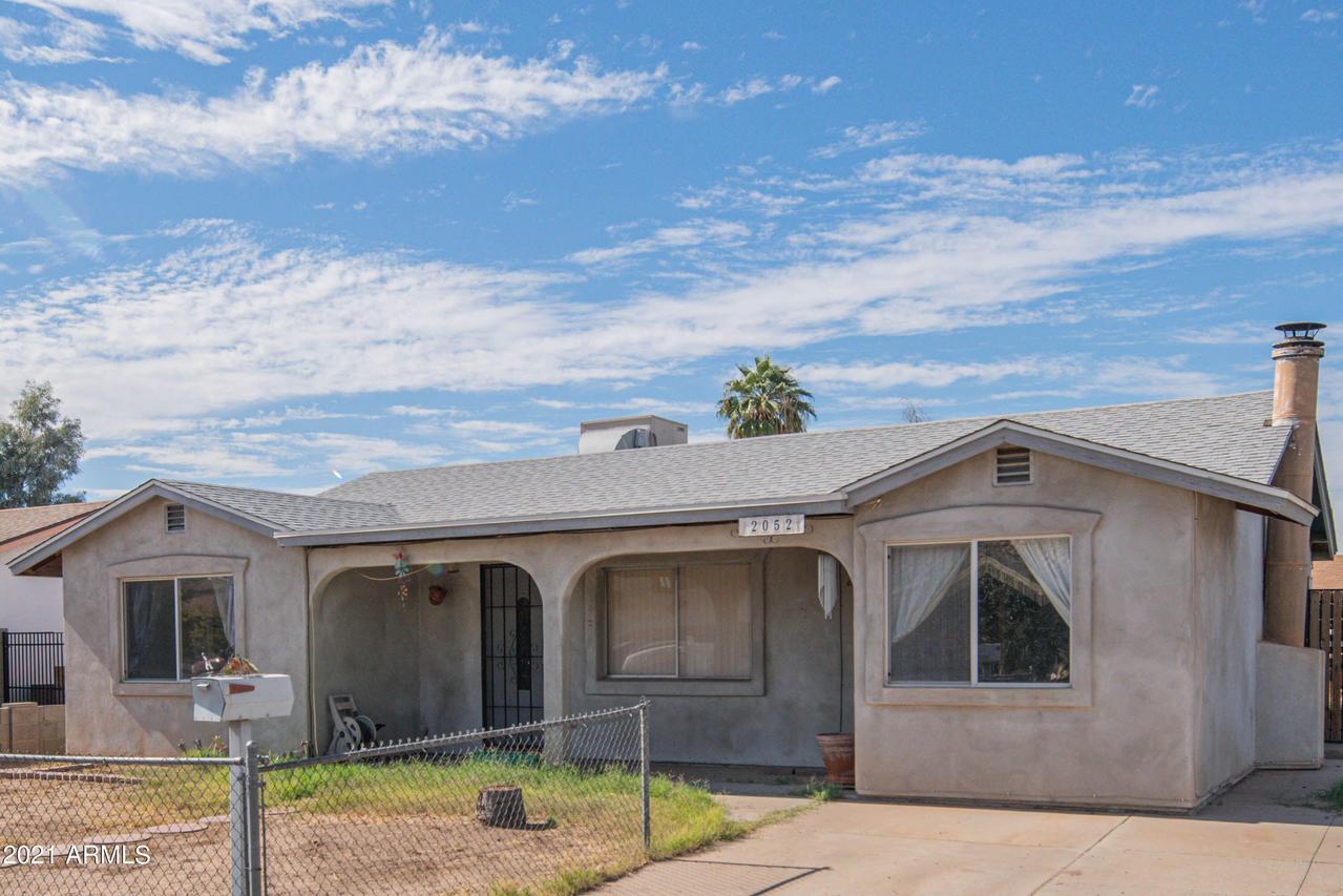 2052 N 73rd Dr., Phoenix, AZ 85035
