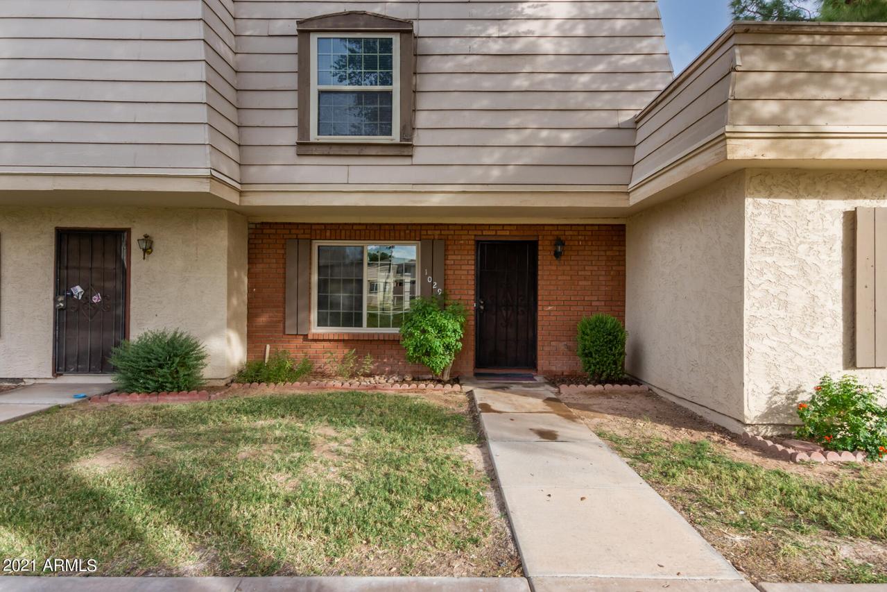 1029 E Lodge Dr., Tempe, AZ 85283
