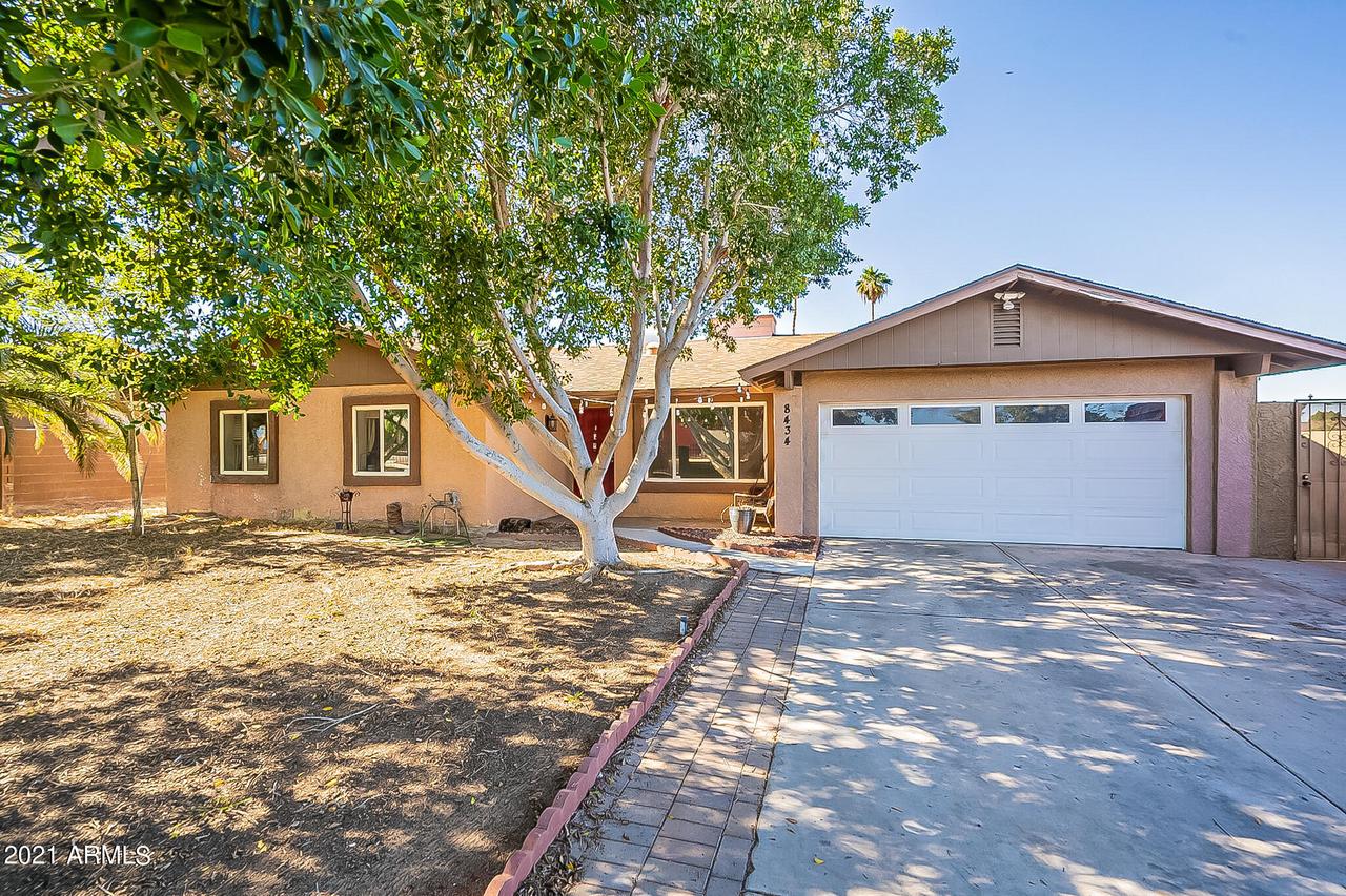 8434 S 19th St., Phoenix, AZ 85042