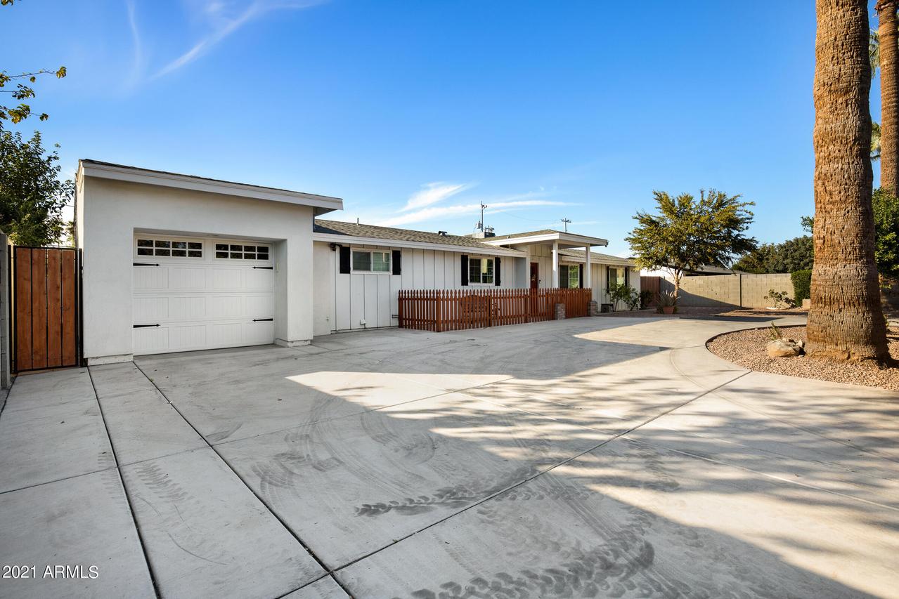 6212 N 7th Ave., Phoenix, AZ 85013