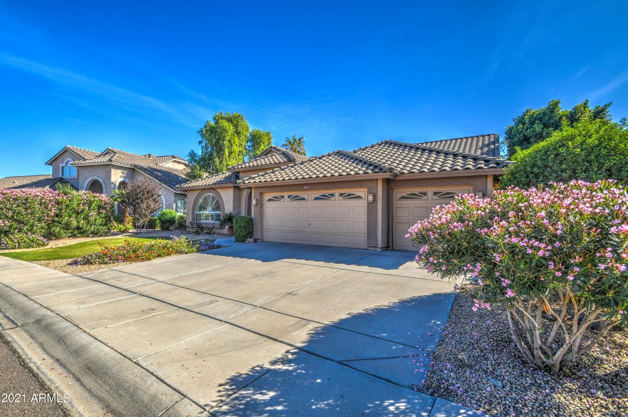 2227 E Cortez Dr., Gilbert, AZ 85234
