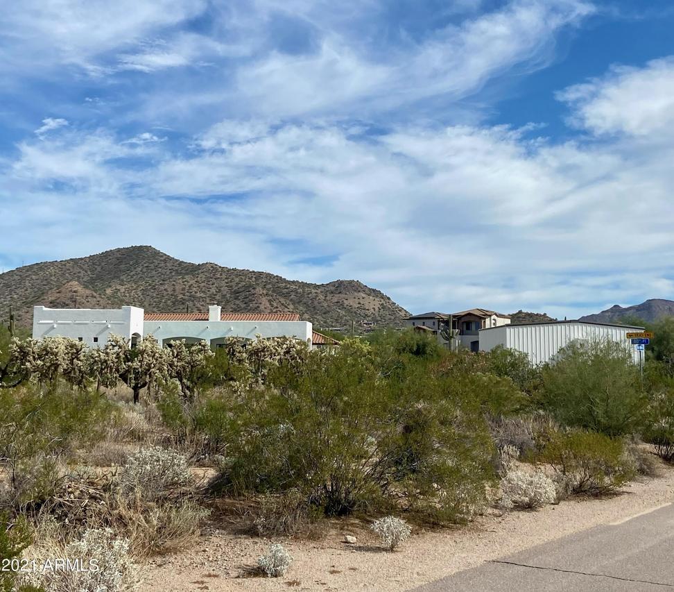 3202 N 81st St., Mesa, AZ 85207