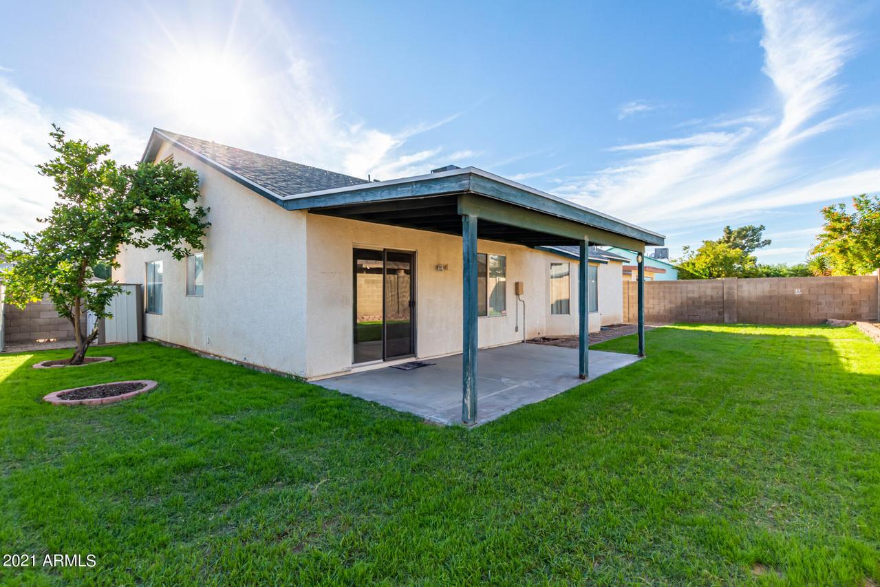 8512 W Tuckey Ln., Glendale, AZ 85305