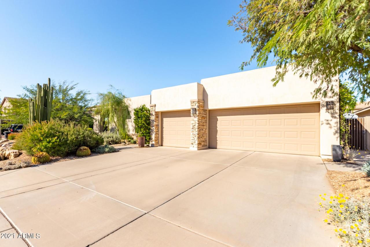 656 E Verde Ln., Tempe, AZ 85284