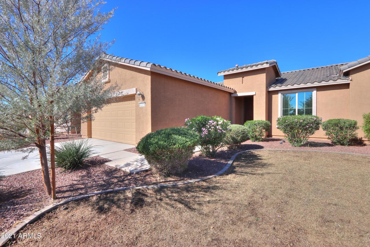 42016 W Ellington Ln., Maricopa, AZ 85138
