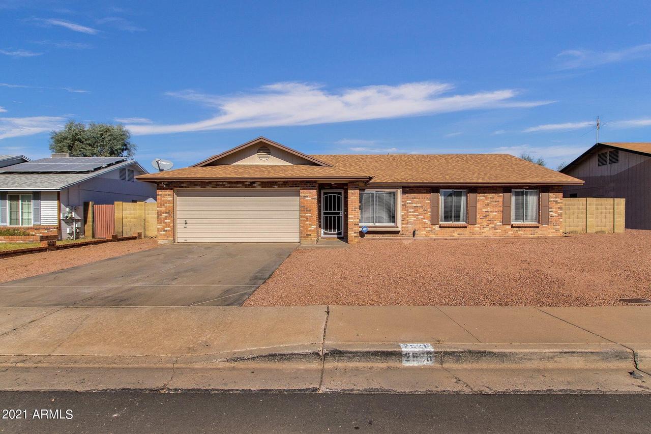 2526 E Carmel Ave., Mesa, AZ 85204