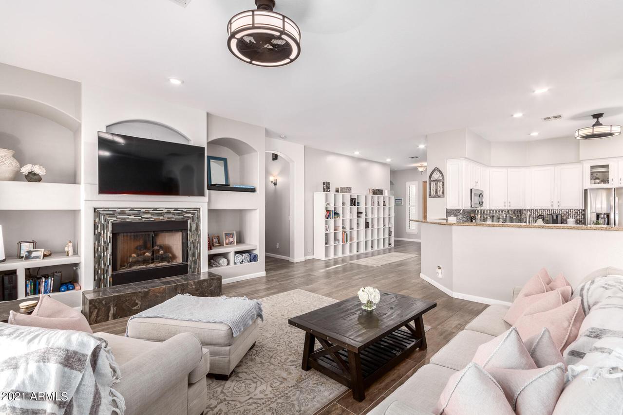 2779 N 135th Dr., Goodyear, AZ 85395