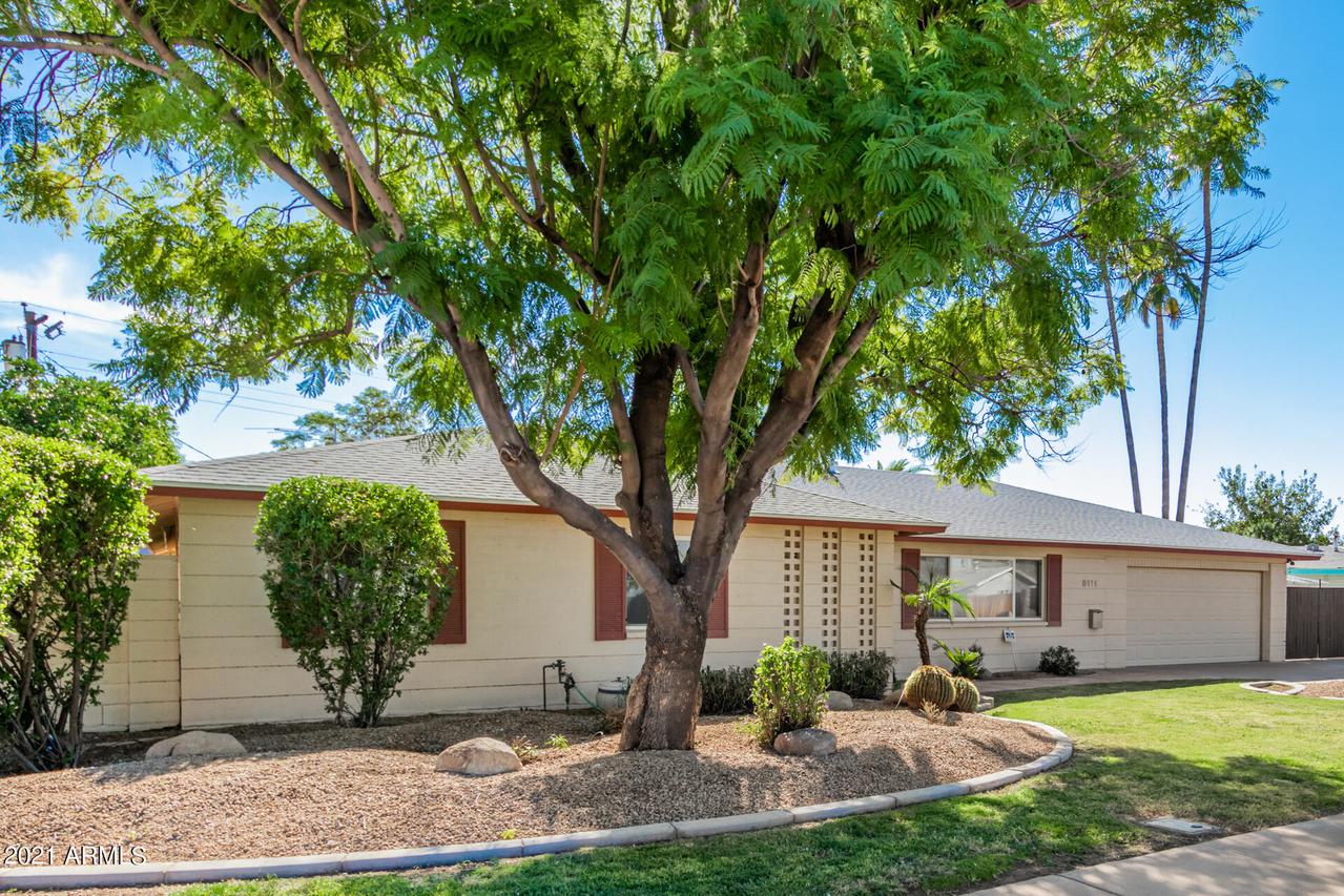 8111 E Sheridan St., Scottsdale, AZ 85257