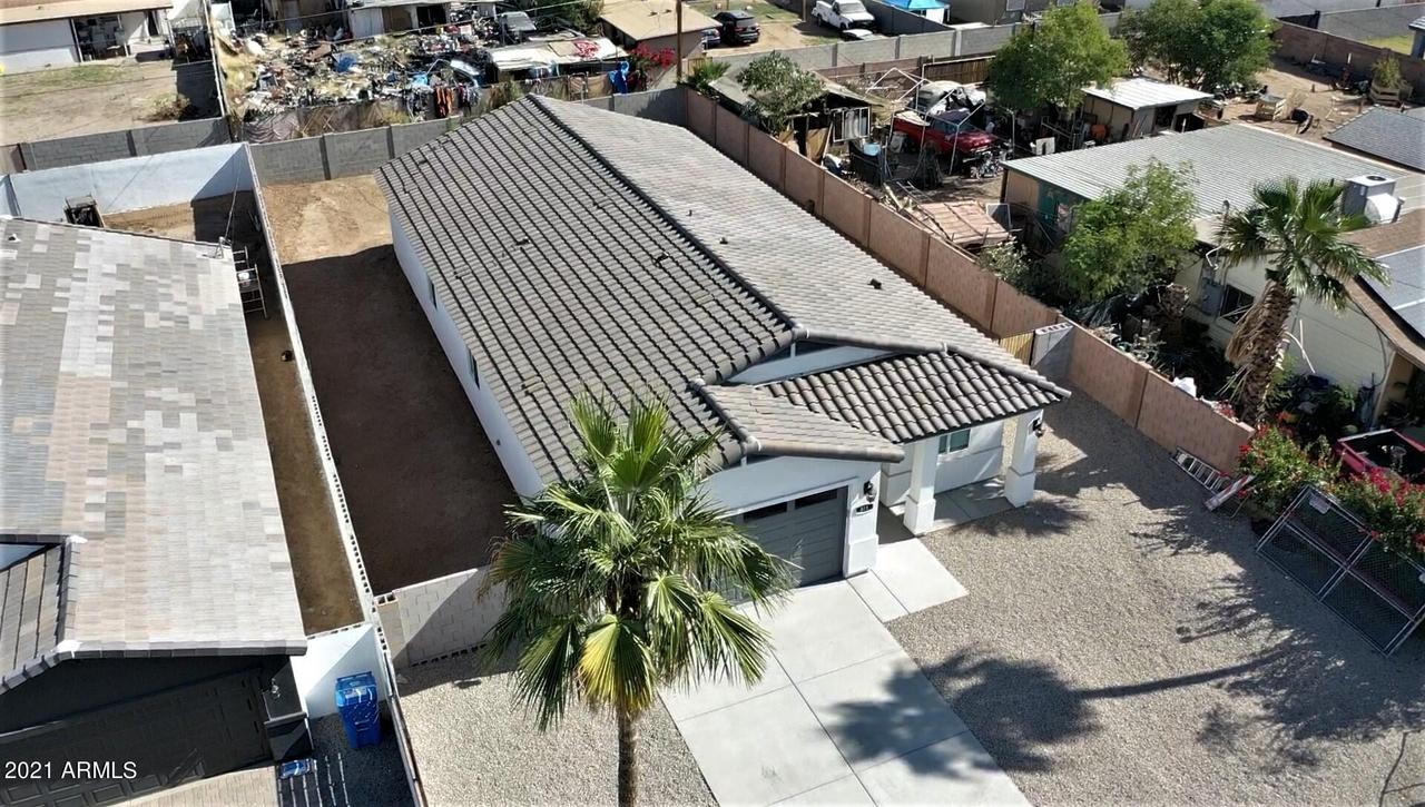 811 S 30th Dr., Phoenix, AZ 85009