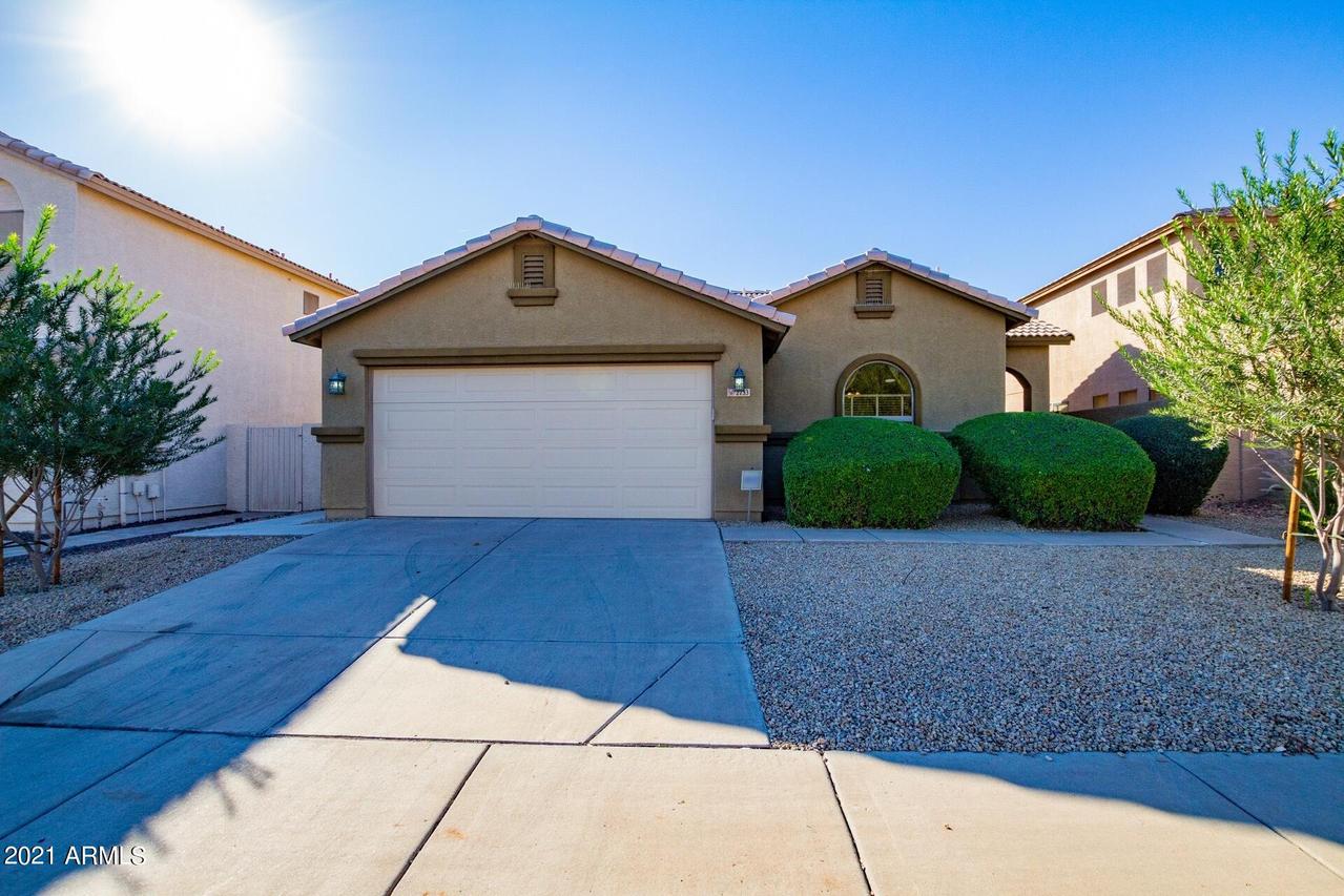2733 E Gary Way, Phoenix, AZ 85042